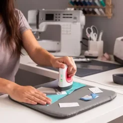 Cricut EasyPress Mini Raspberry