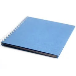Álbum azul de anillas Manipulados Solidarios 20x20cm