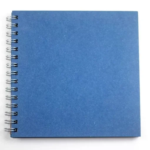 Álbum azul de anillas Manipulados Solidarios 20x20cm
