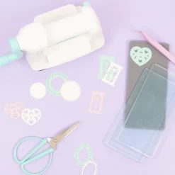 Mini troqueladora Minty Cut Craftelier + Exclusivo Kit Iniciación