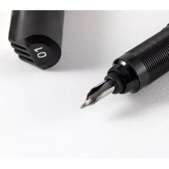 Pluma caligráfica Linemarker 0.3 Tachikawa