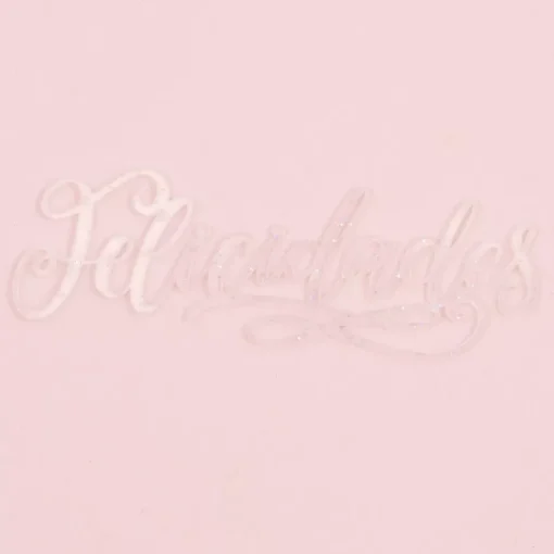 SUPER OFERTA **60%** Die-Cut de Metacrilato Felicidades Craftelier
