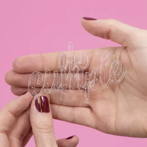 SUPER OFERTA **60%** Die-Cut de Metacrilato De Cumple Craftelier