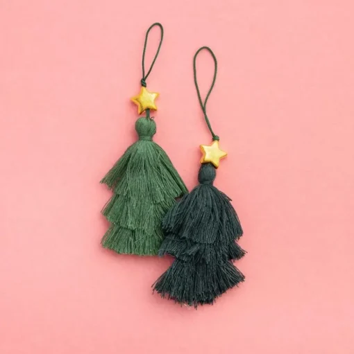 SUPER OFERTA **40%** Tassels Mittens & Mistletoe Crate Paper
